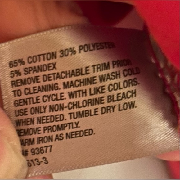 Worthington Stretch M women’s berry button down blouse, gold buttons, work sexy - Picture 2 of 6